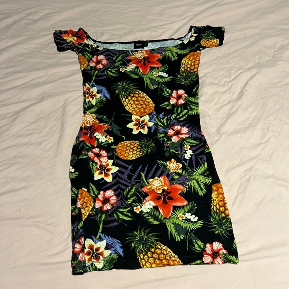 ASOS bodycon mini dress hawaiian flowers and pineapples. Size 4